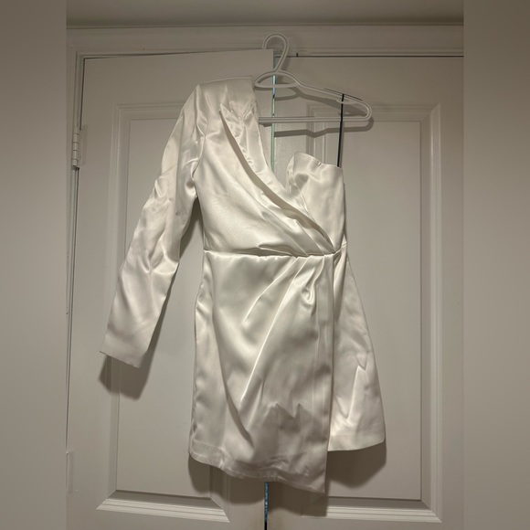 REVOLVE Vanity Mini Dress in White (Size Small) NWT - Picture 6 of 7